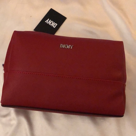 DKNY Red Synthetic Saffiano Large Square Cosmetic ZA Case Bag NWT - Picture 11 of 12